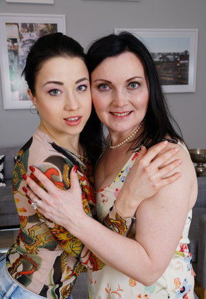 18 year old girl Ava Hardy humps her stepbrother in cotton underwear